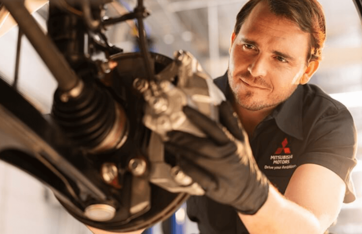 Επισκευή & συντήρηση οχημάτων